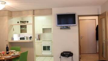 Réfrigérateur, lave-vaisselle