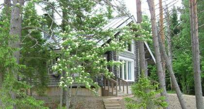 Taivaanranta by Interhome