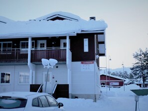 Uklassifisert bilde, 2 av 13, knapp