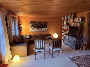 Fernseher, DVD-Player