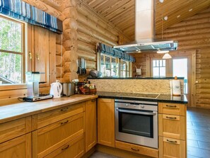 Fridge, microwave, dishwasher, cookware/dishes/utensils