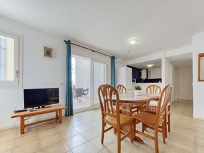 Dining - Platja de Roses by Interhome (Roses)