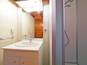 Bathroom - Pierre Blanche by Interhome (Les Houches)