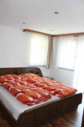 3 bedrooms, internet