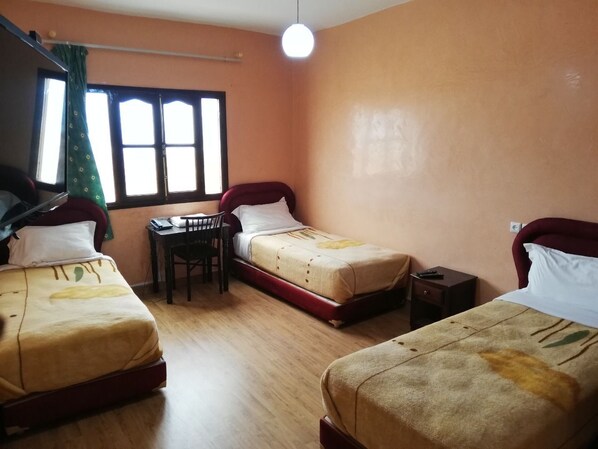 Triple Room, 3 Single Beds