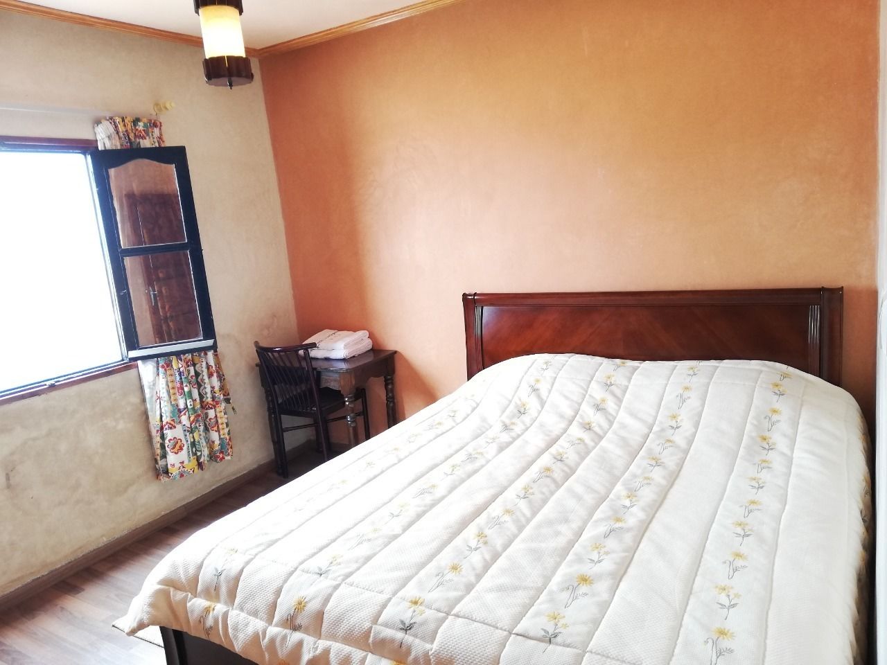 Chambre Double Romantique, 1 grand lit, non-fumeurs, vue mer | Minibar, bureau, Wi-Fi gratuit, draps fournis