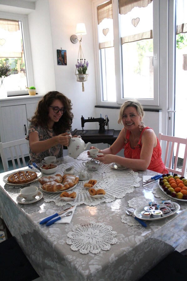 Dining - Guest rooms (Vietri sul Mare)