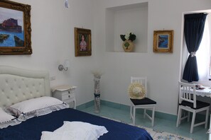 1 chambre, fer et planche Ă repasser, Wi-Fi, draps fournis