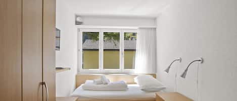 3 bedrooms, internet