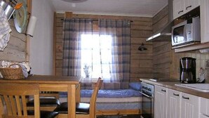 Uklassifisert bilde, 2 av 19, knapp