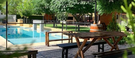 Indoor pool, seasonal outdoor pool