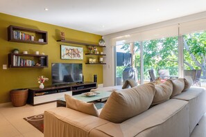 TV, DVD player, foosball - 4 Pools and Budget Penthouse in Vaiven. From BRIC Vacation Rentals (Playa del Carmen)