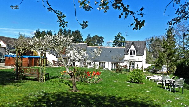 Front of property - Le Jardin de Josseline (Amboise)