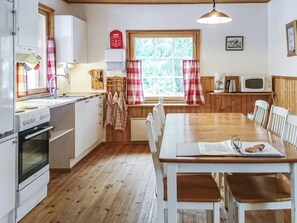 Inside other - Punasotka 2 by Interhome (Parainen)