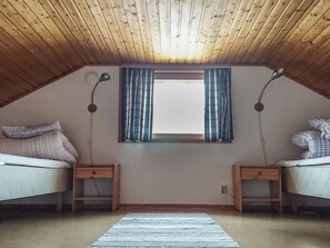 Inside other - Punasotka 2 by Interhome (Parainen)