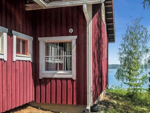 Inside other - Punasotka 2 by Interhome (Parainen)