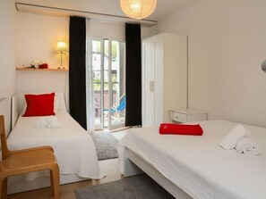 2 Schlafzimmer, Schreibtisch, kostenloses Internet