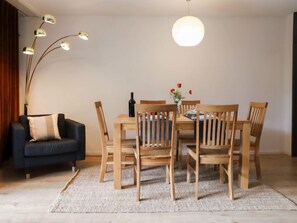 Dining - Allod Park Haus C 205 by Interhome (Davos)
