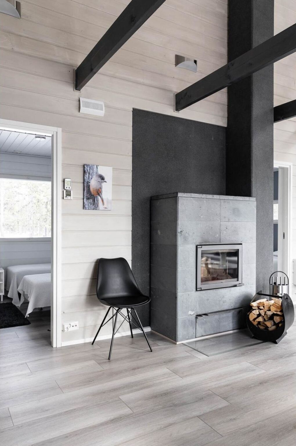 2 dormitoris, un bressol de viatge i Internet 