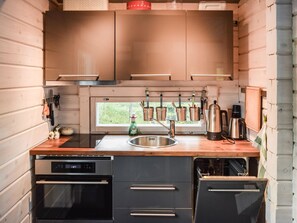 Réfrigérateur, micro-ondes, lave-vaisselle