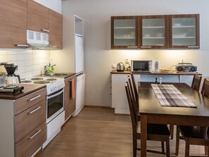 Fridge, microwave, dishwasher, highchair