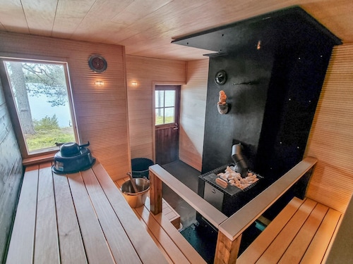 Lumikukka by Interhome