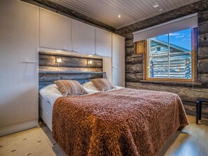 2 bedrooms, internet
