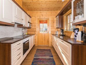 Fridge, microwave, dishwasher, cookware/dishes/utensils - Lokinsiipi by Interhome (Jämsä)