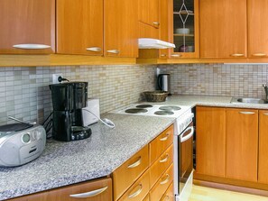 Fridge, microwave, dishwasher, cookware/dishes/utensils - Klz 11. aventuriini by Interhome (Sotkamo)