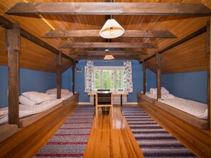 5 dormitoris i Internet 