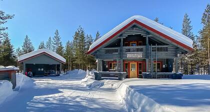 Luoston väärtin kammi by Interhome