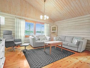 TV - Kalliokoivu by Interhome (Hämeenlinna)