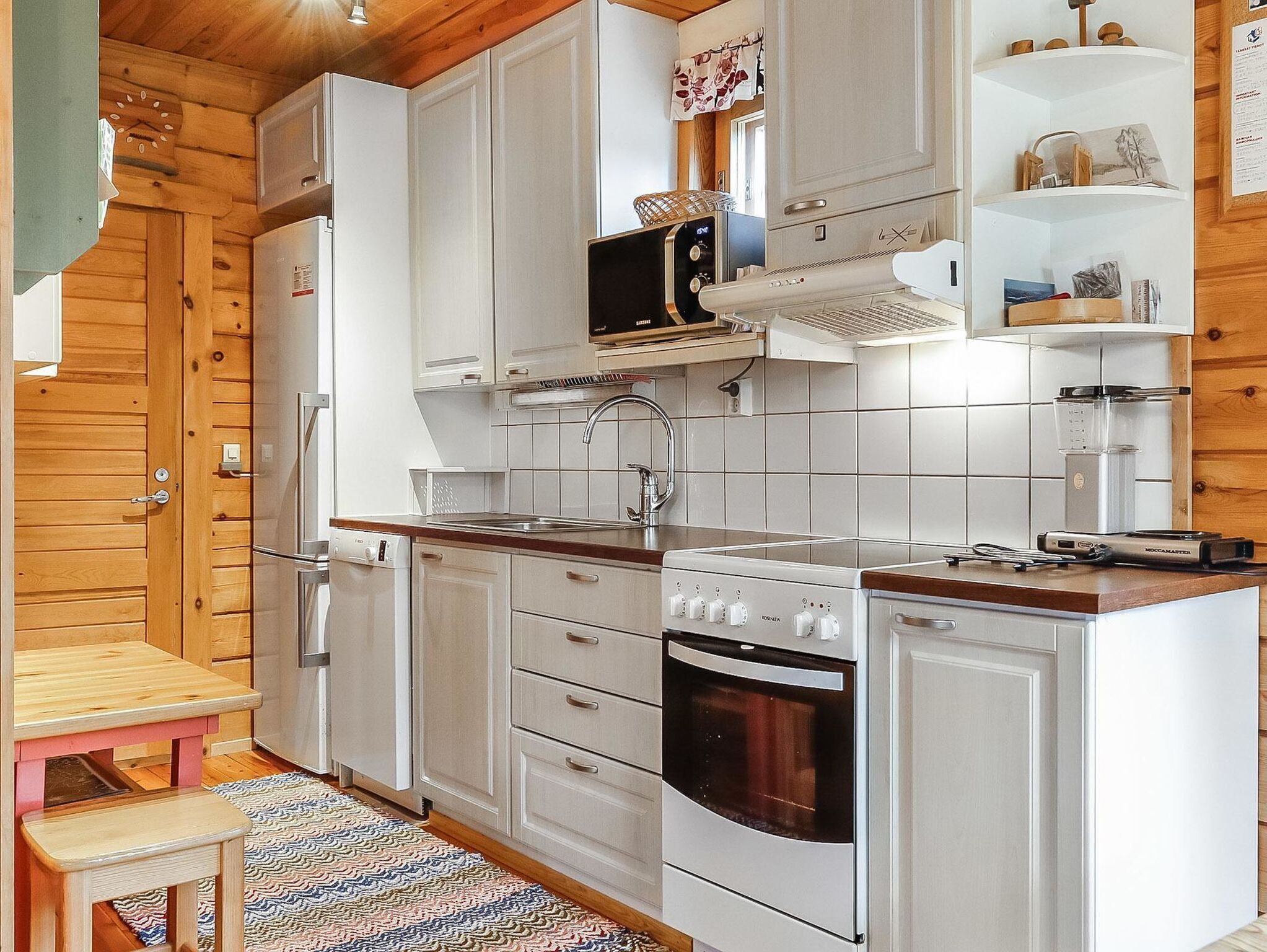 Fridge, microwave, dishwasher, cookware/dishes/utensils