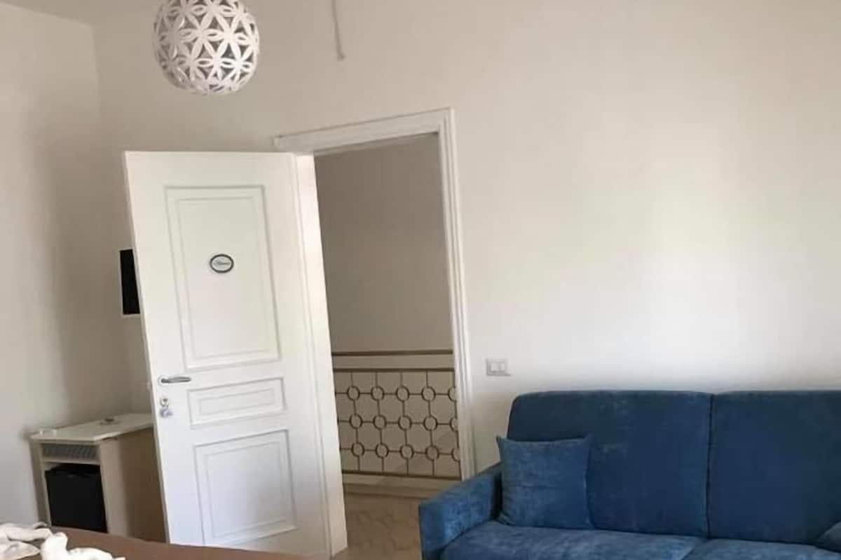 Standard Quadruple Room | Cribs (free), WiFi (free), bed sheets