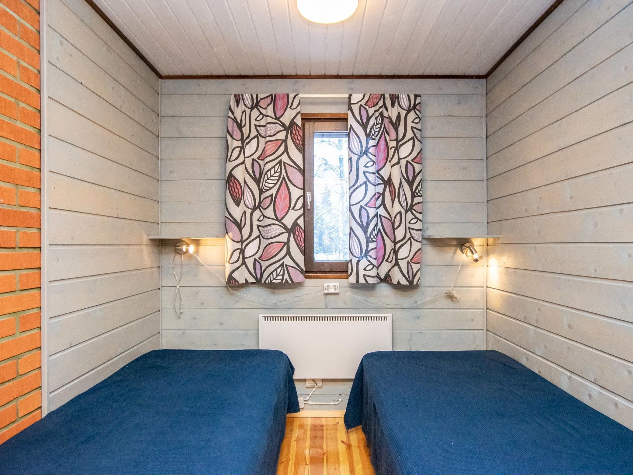 2 bedrooms