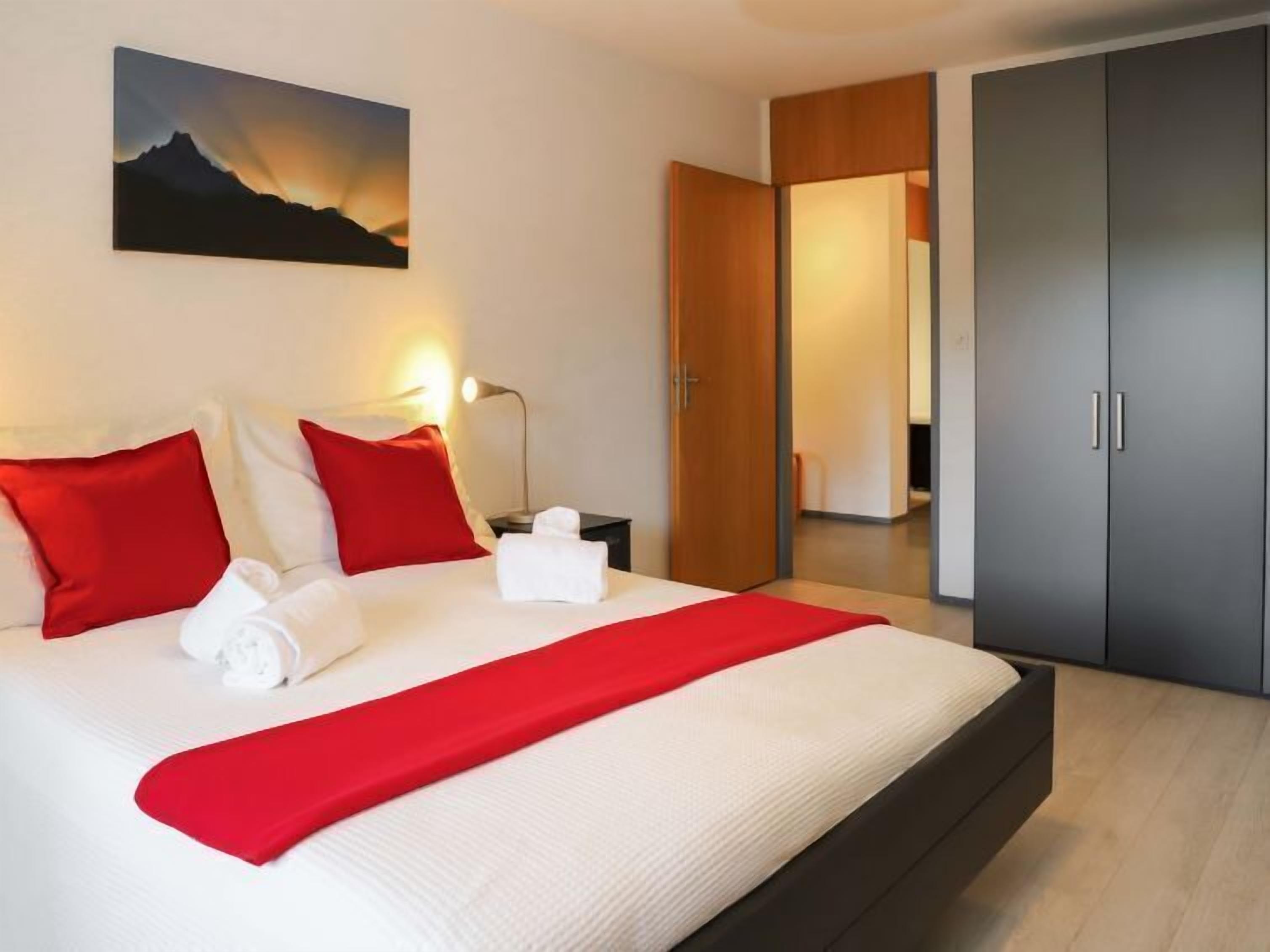 2 bedrooms, internet