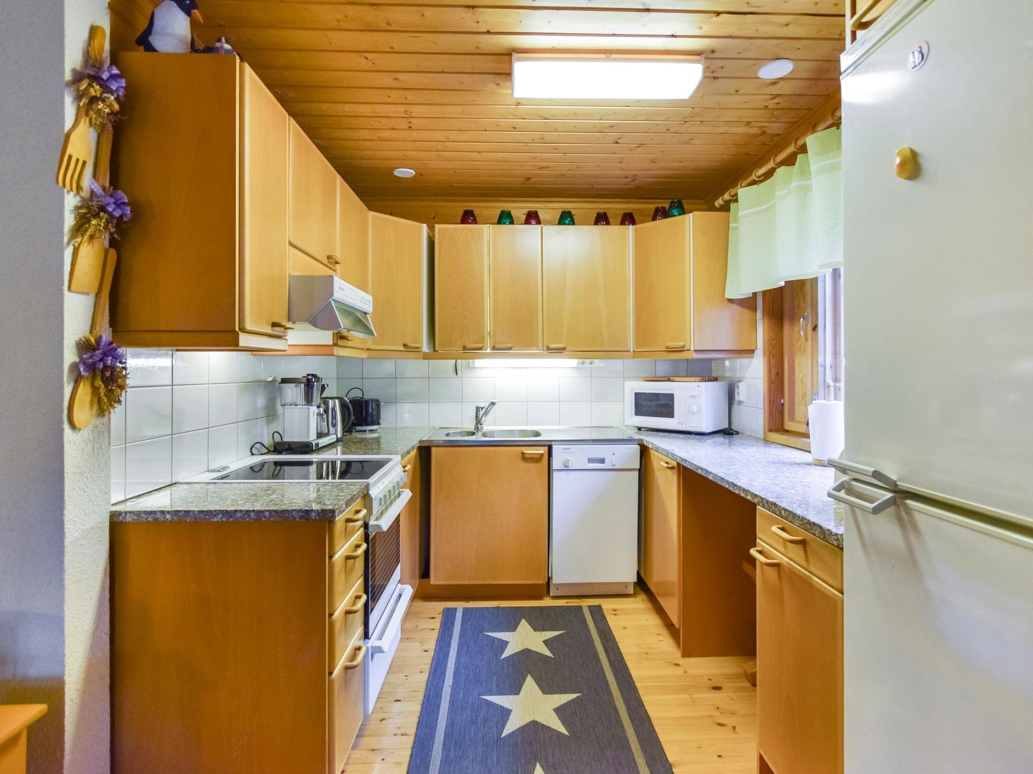 冰箱、微波炉、洗碗机、厨具/餐具