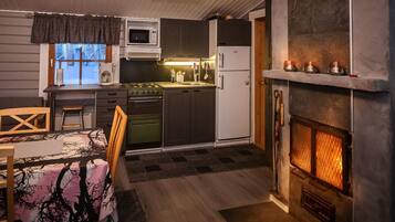 Refrigerador, microondas, lavavajillas, utensilios de cocina