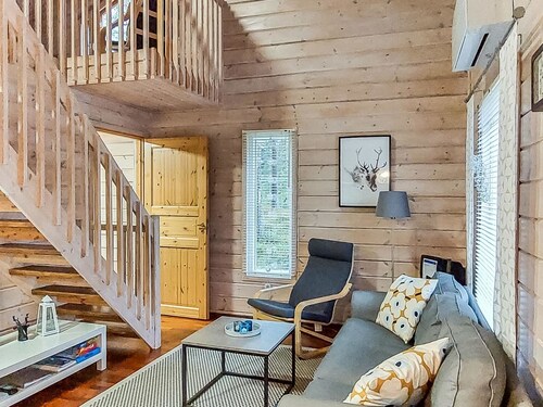 Ylläs iisakki as. 10 b by Interhome