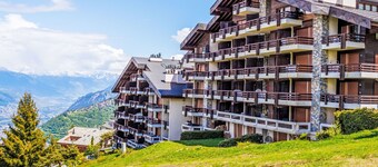 Hauts de Nendaz BI3 by Interhome