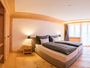 3 chambres, bureau, Wi-Fi