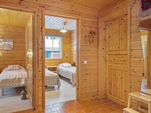 3 عدّة غرف نوم وخدمة الإنترنت