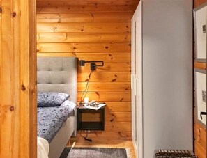 2 bedrooms, internet