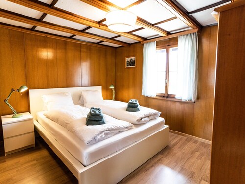 Bürcher Haus 1. OG Süd-West by Interhome