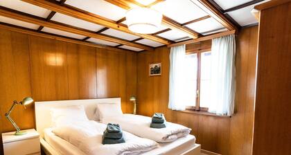 Bürcher Haus 1. OG Süd-West by Interhome