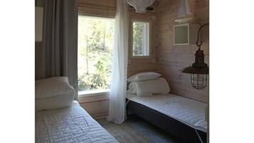 4 makuuhuonetta, internet