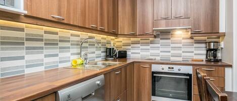 Fridge, microwave, dishwasher, highchair