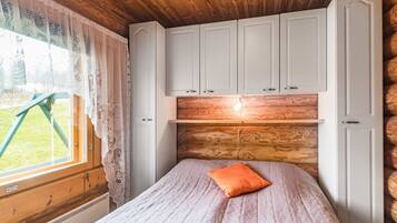 2 bedrooms