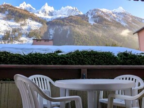 Outdoor dining - Ginabelle 1 by Interhome (Chamonix)