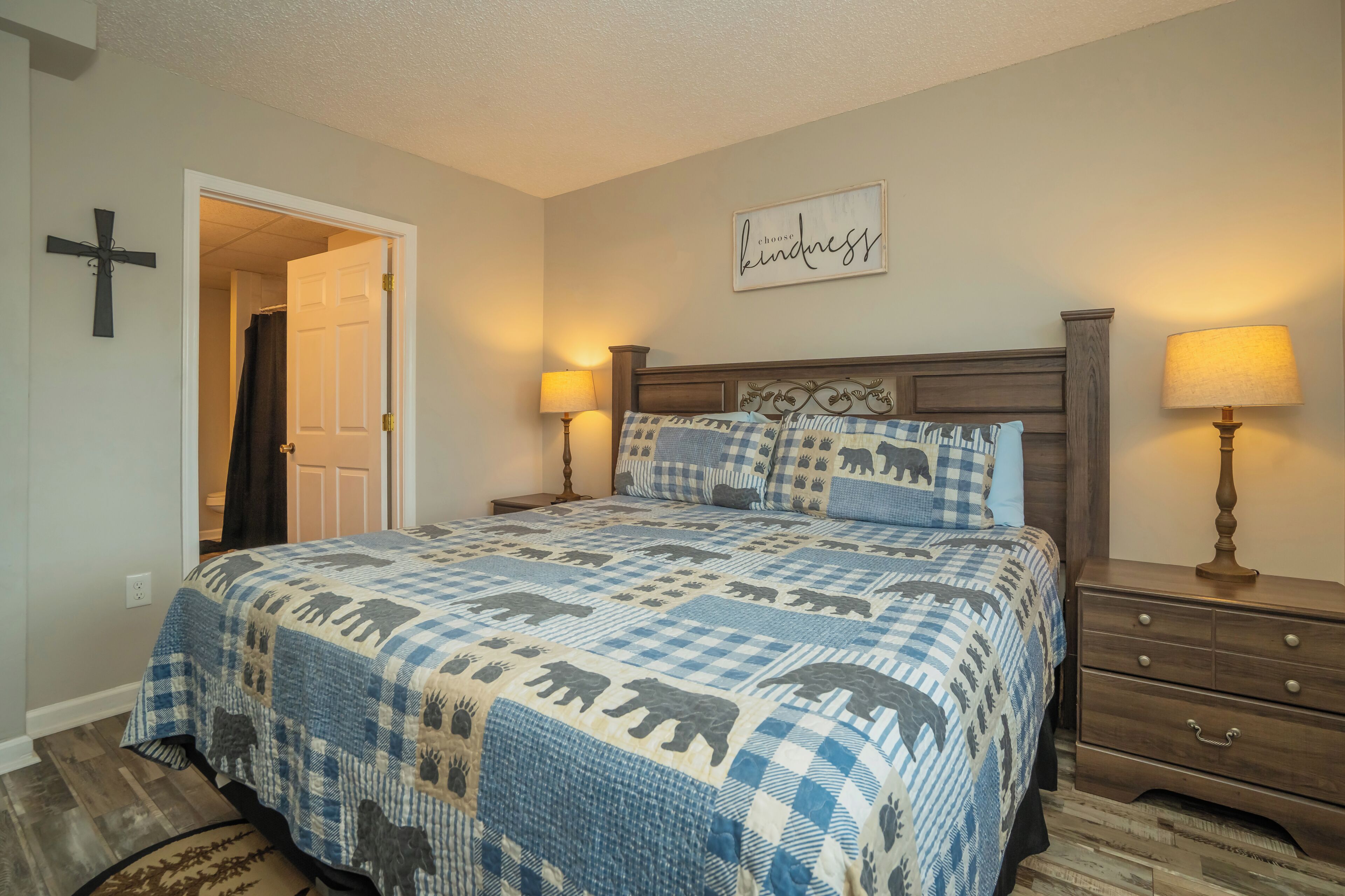 2 habitaciones, wifi gratis y ropa de cama 